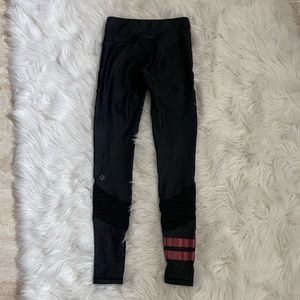 Just Live Women’s Black Moto Style Leggings w/ Red Stripe Detail Small